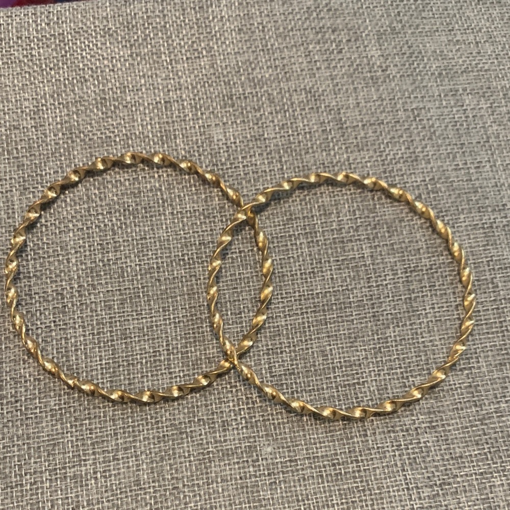 Vintage Gold Twisted Bangle set